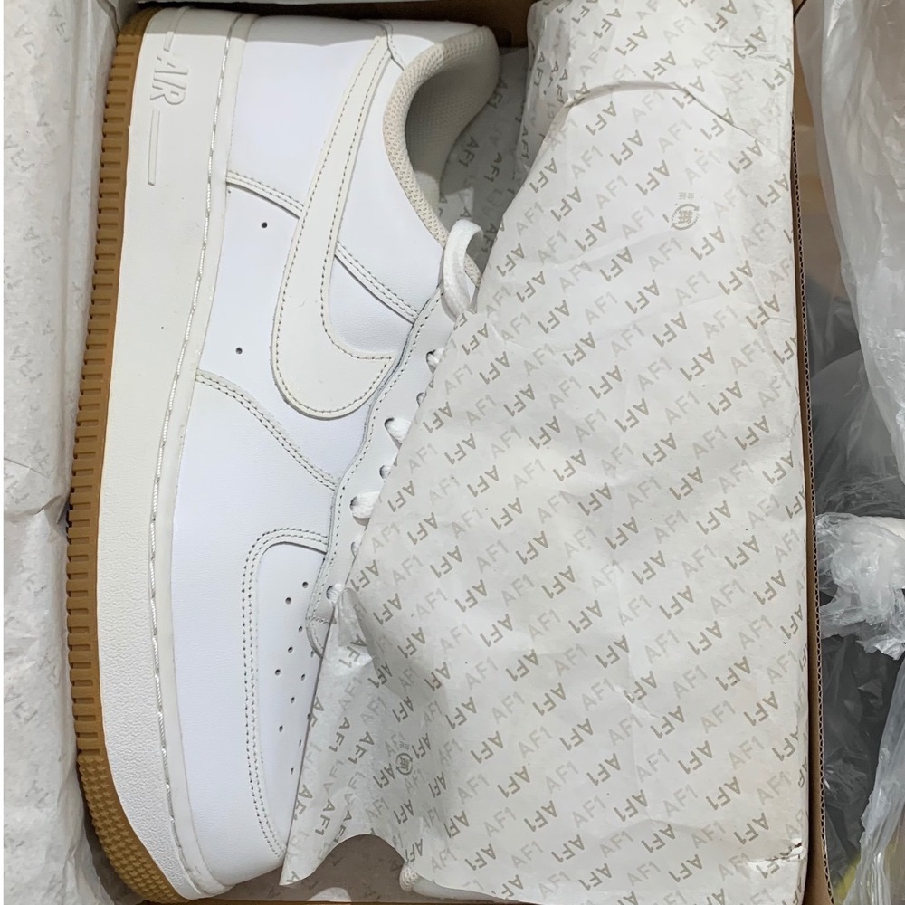 Nike Air Force 1 07 Mens White Gum Light Brown DJ2739-100 Size 11M